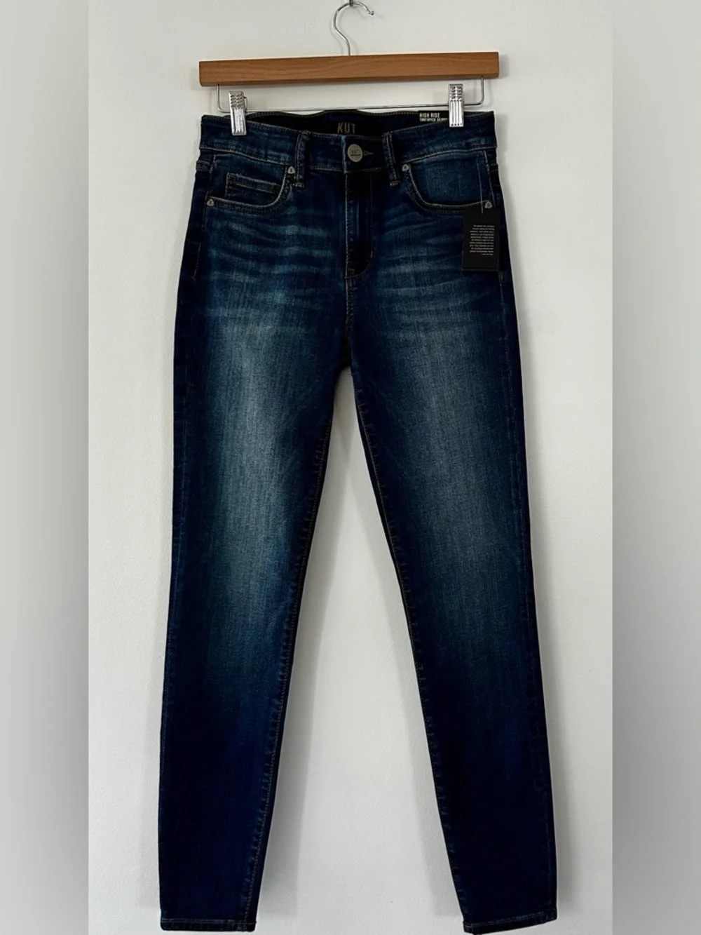 NWT! Kut from the Kloth Bhody Dark Wash Skinny High Rise Jeans. 
Size: 4 - Picture 7 of 9